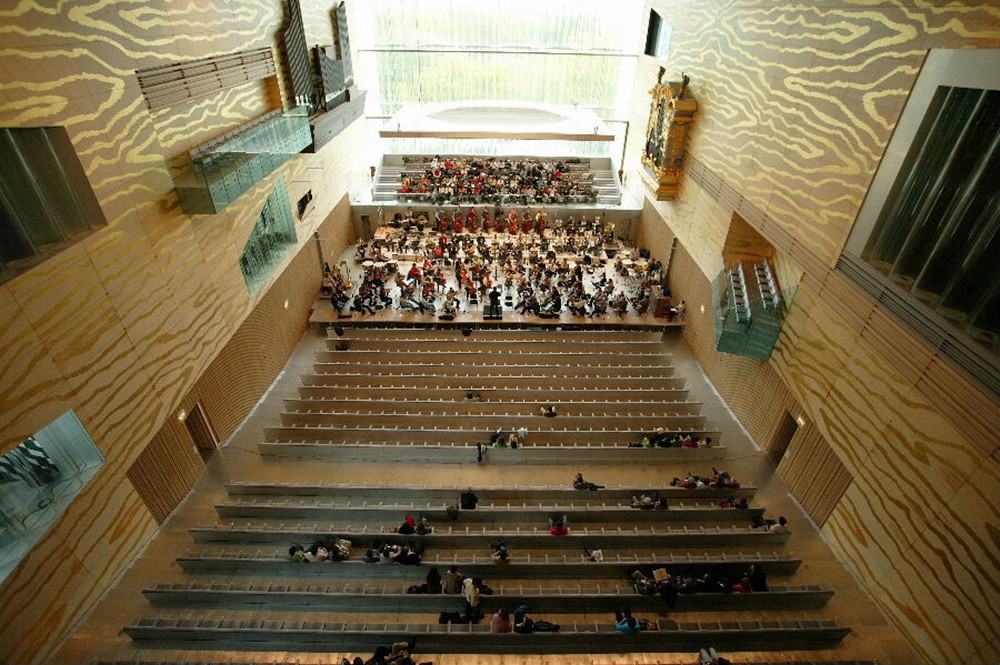 Casa musica. Концертный зал дом музыки в порту Португалия. Casa da musica (порту). Дом музыки залы. Дом музыки (порту).